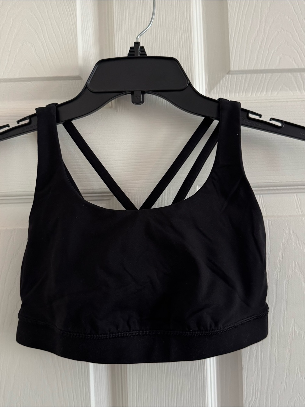 Black Lululemon energy bra